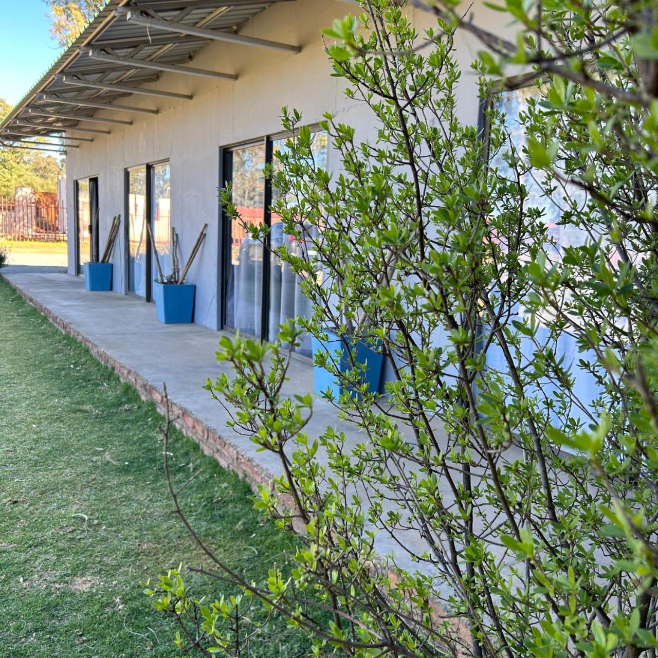 Little Farms Hotel Colesberg Ngoại thất bức ảnh