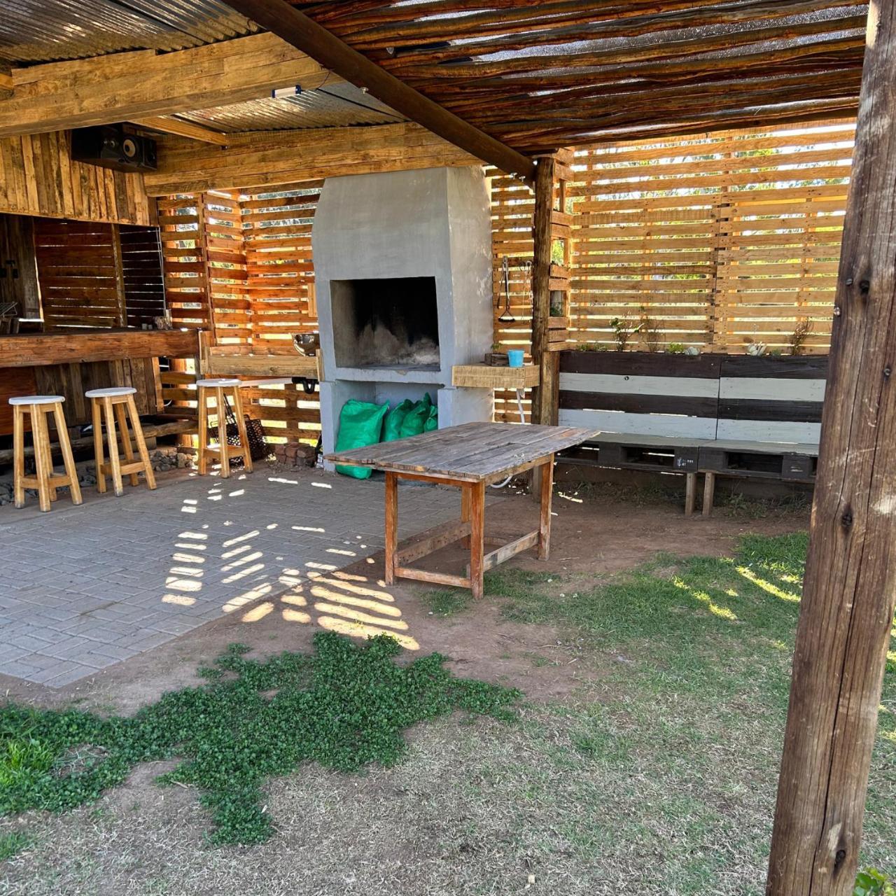 Little Farms Hotel Colesberg Ngoại thất bức ảnh
